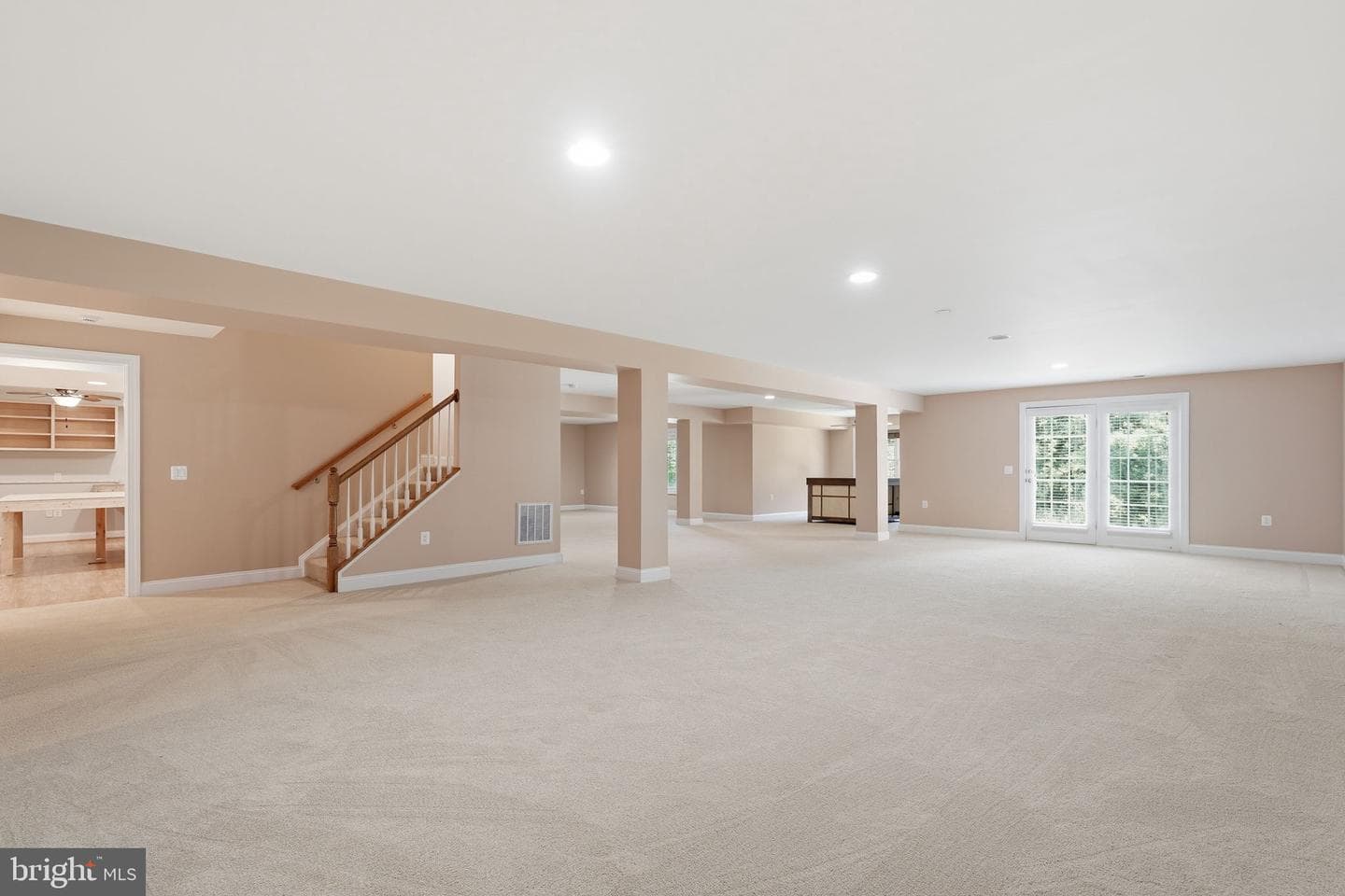 117 Harvester Drive photo 45