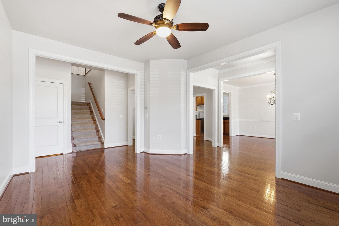 117 Harvester Drive photo 6