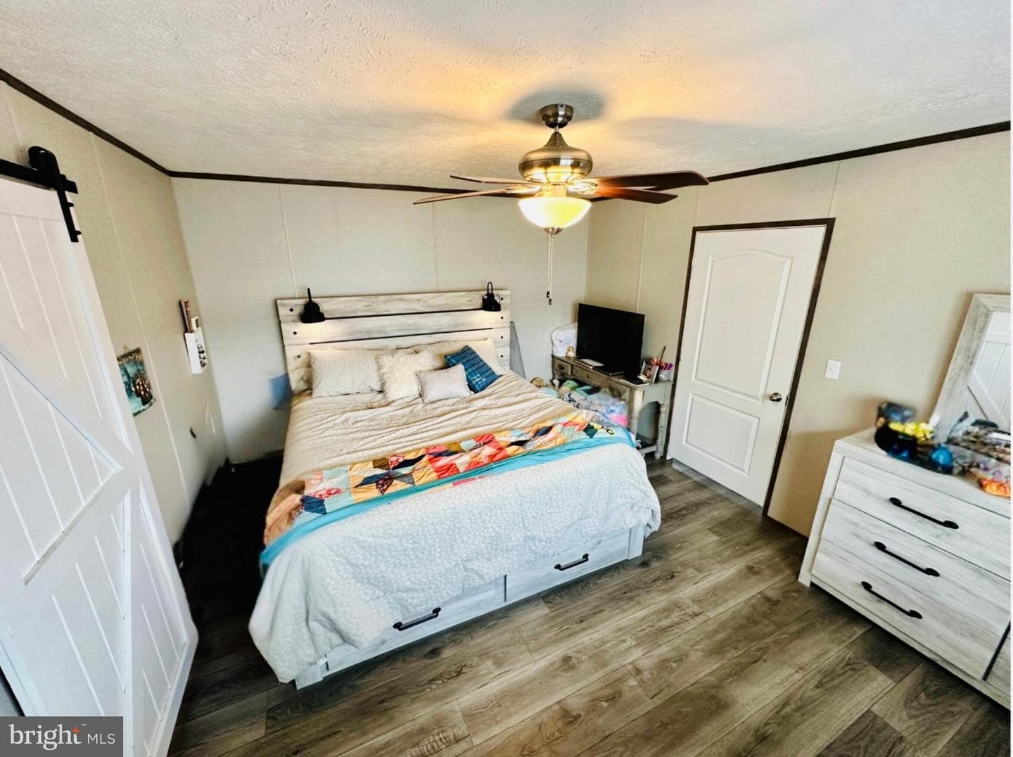 411 Eckard Circle photo 7