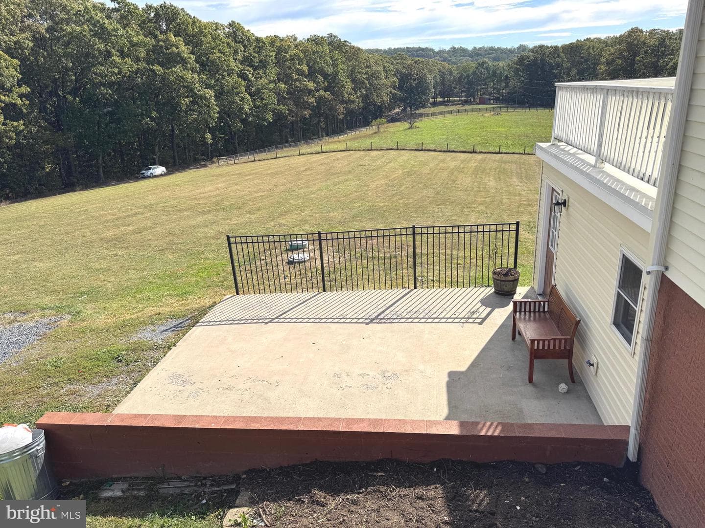 220 Snappy Lane photo 37
