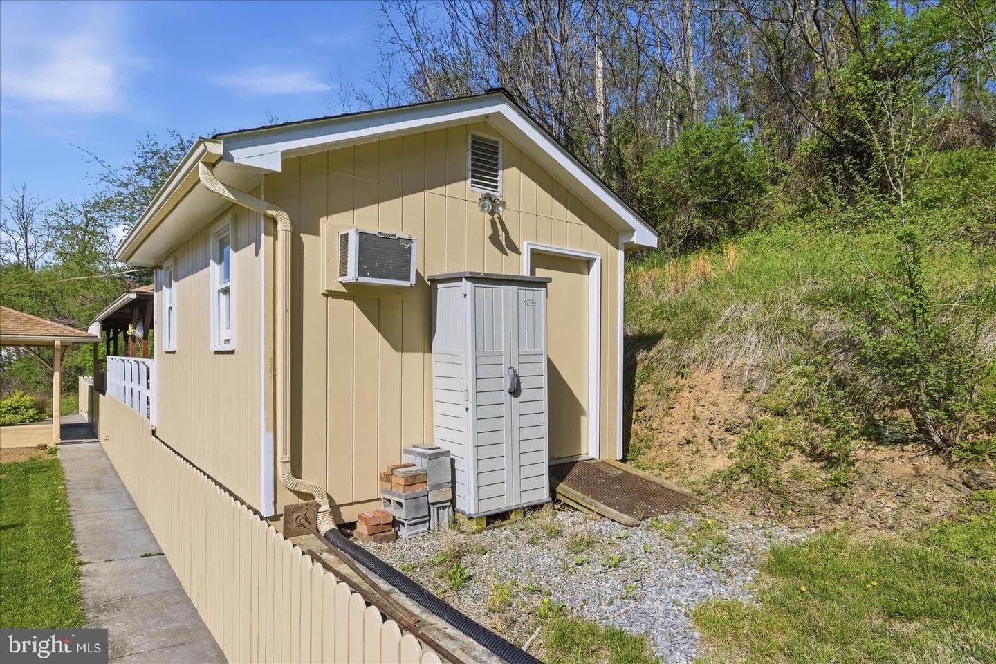 163 Dicks Hollow Road photo 48