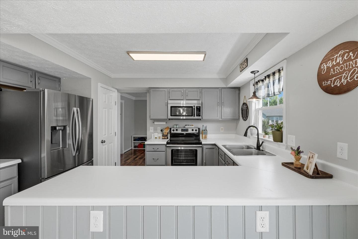 101 Sussex Circle photo 15