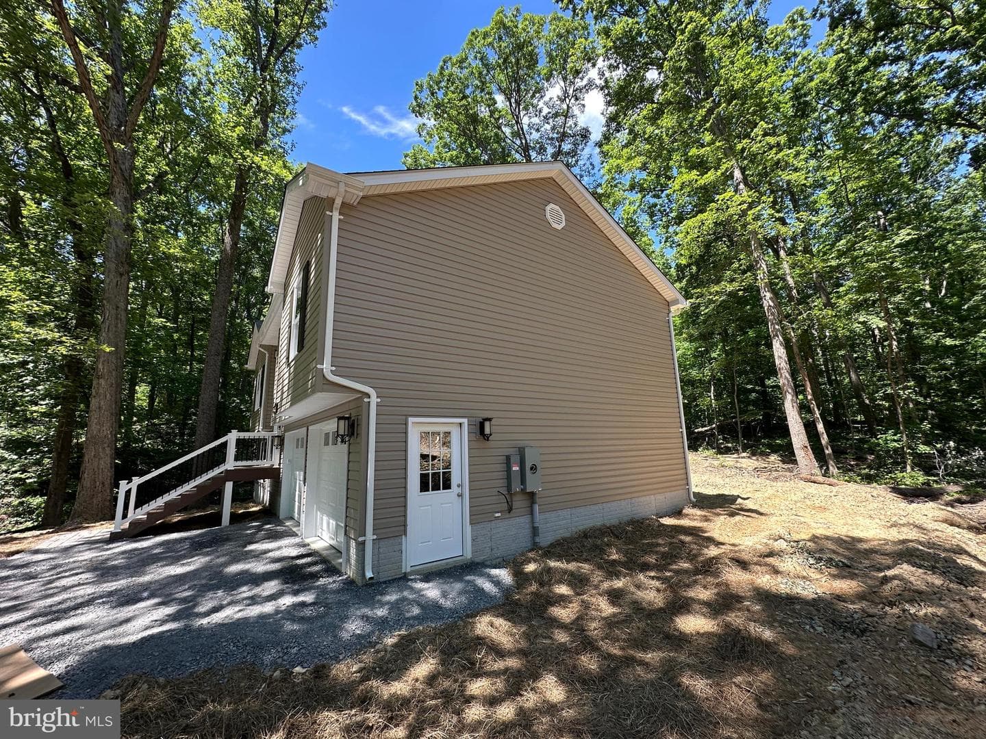 210 Beaver Trail photo 2
