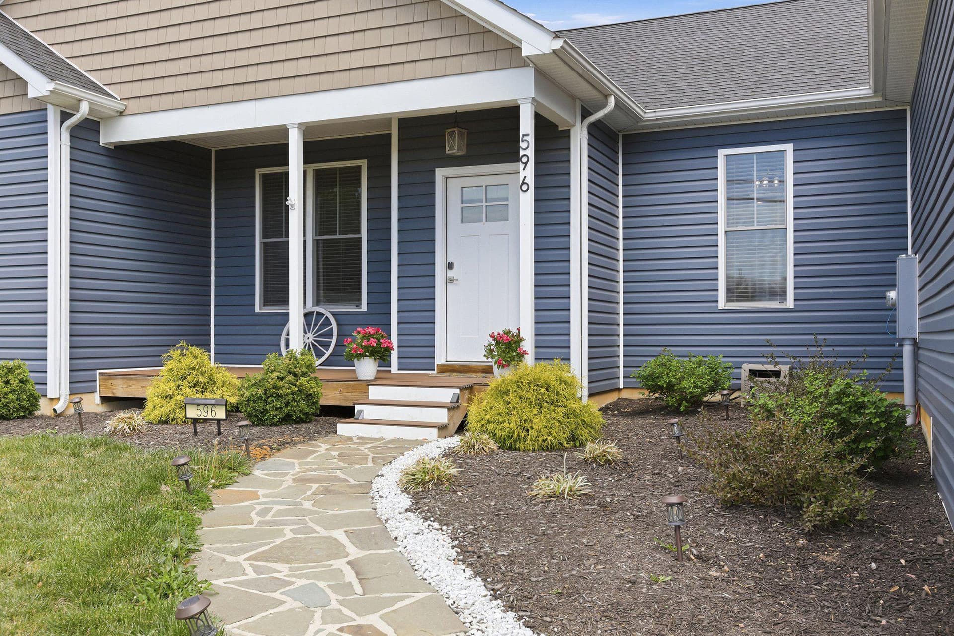596 Welltown Road photo 2