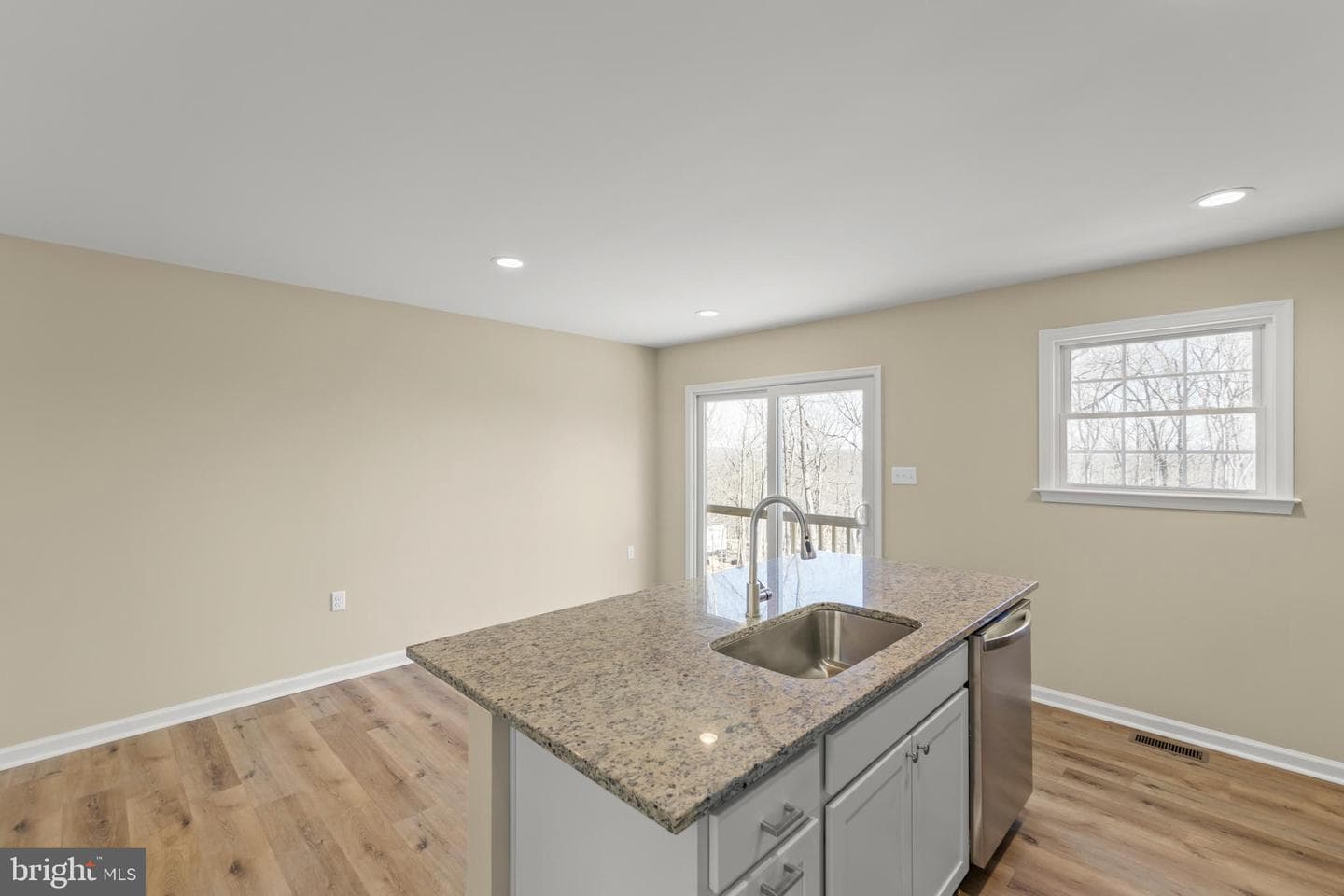 231 Winchester Drive photo 11