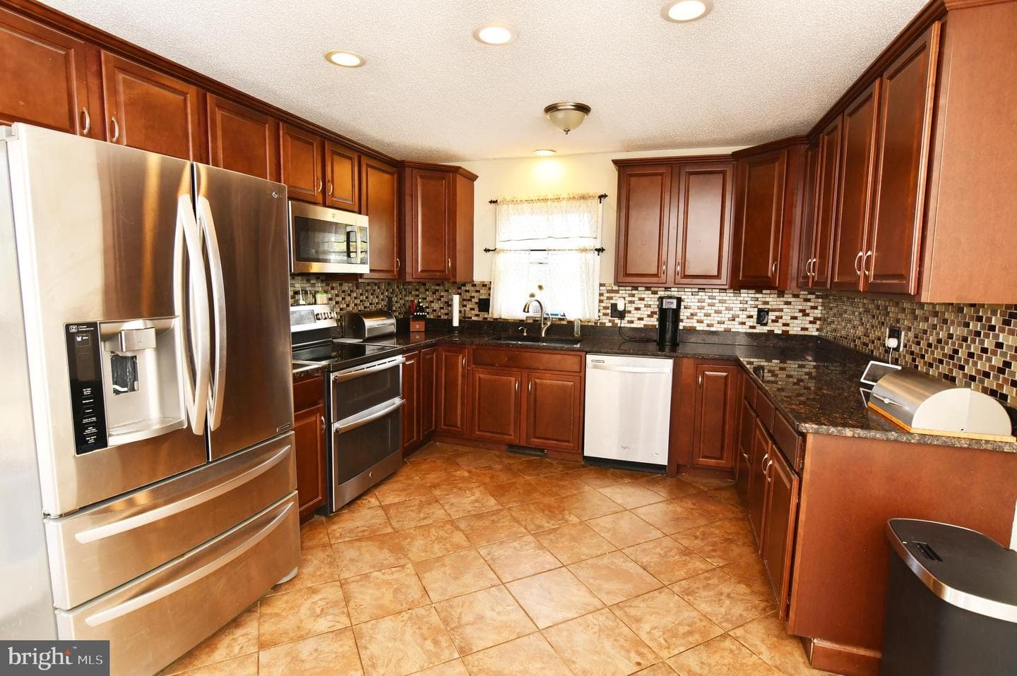 128 - 130 Dogwood Drive photo 16