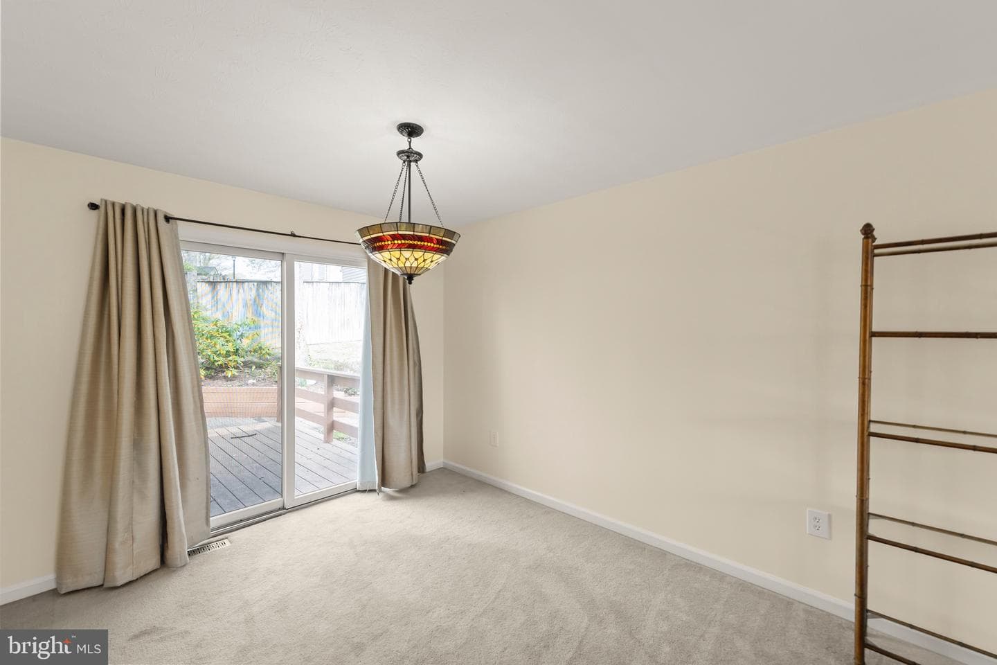 105 Lakewood photo 24