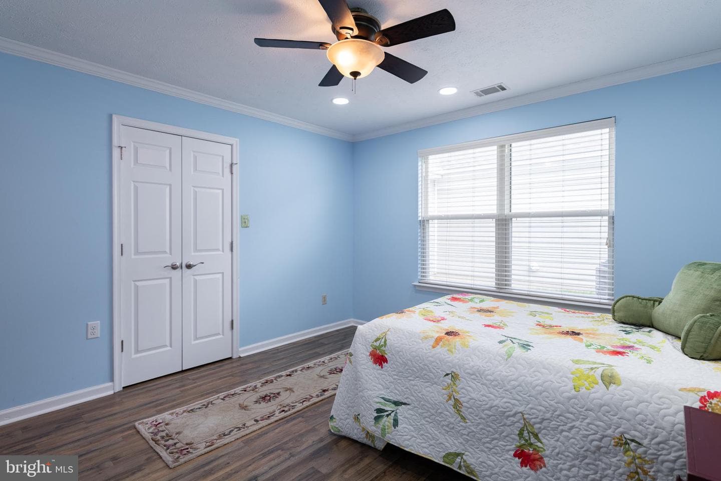 200 Crestwood Lane photo 29