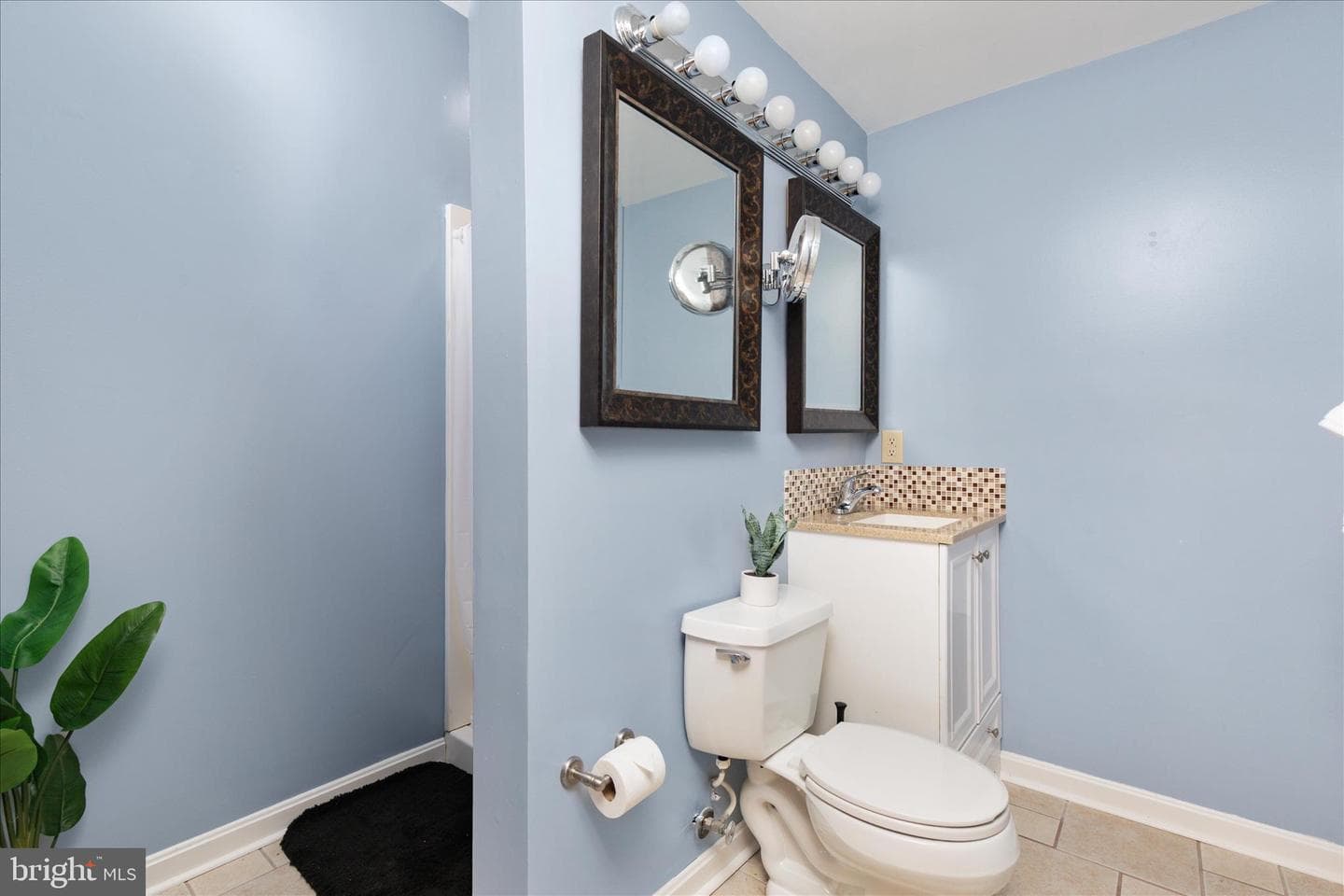 203 Northwood Circle photo 28