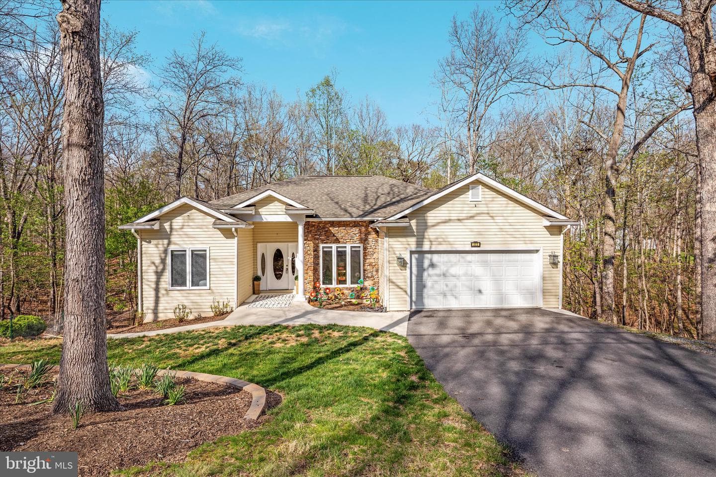 203 Northwood Circle photo 31