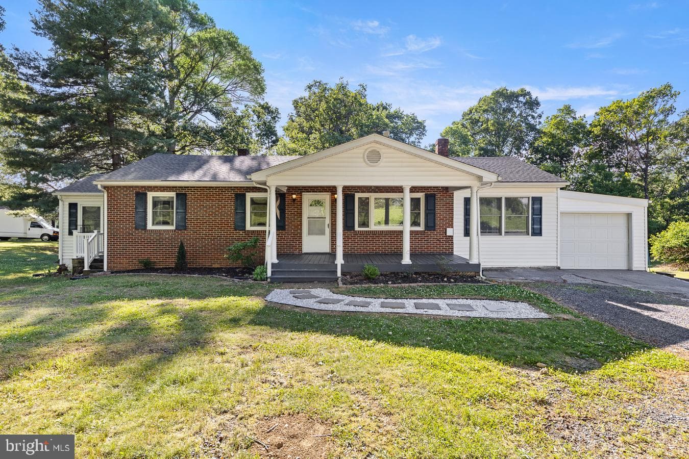 2561 Apple Pie Ridge Road photo 3