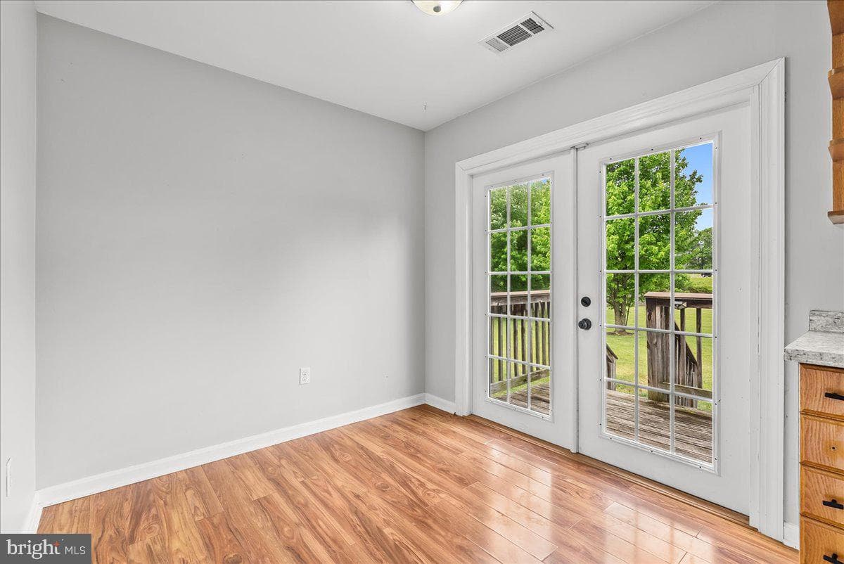 201 Nightingale Avenue photo 12
