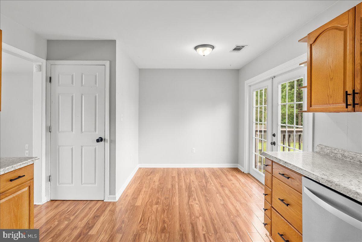201 Nightingale Avenue photo 13