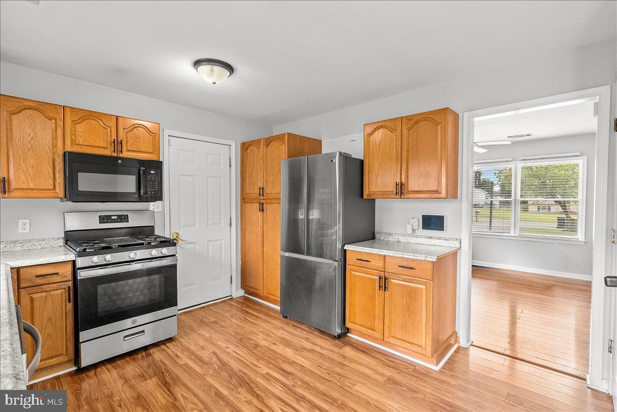 201 Nightingale Avenue photo 8