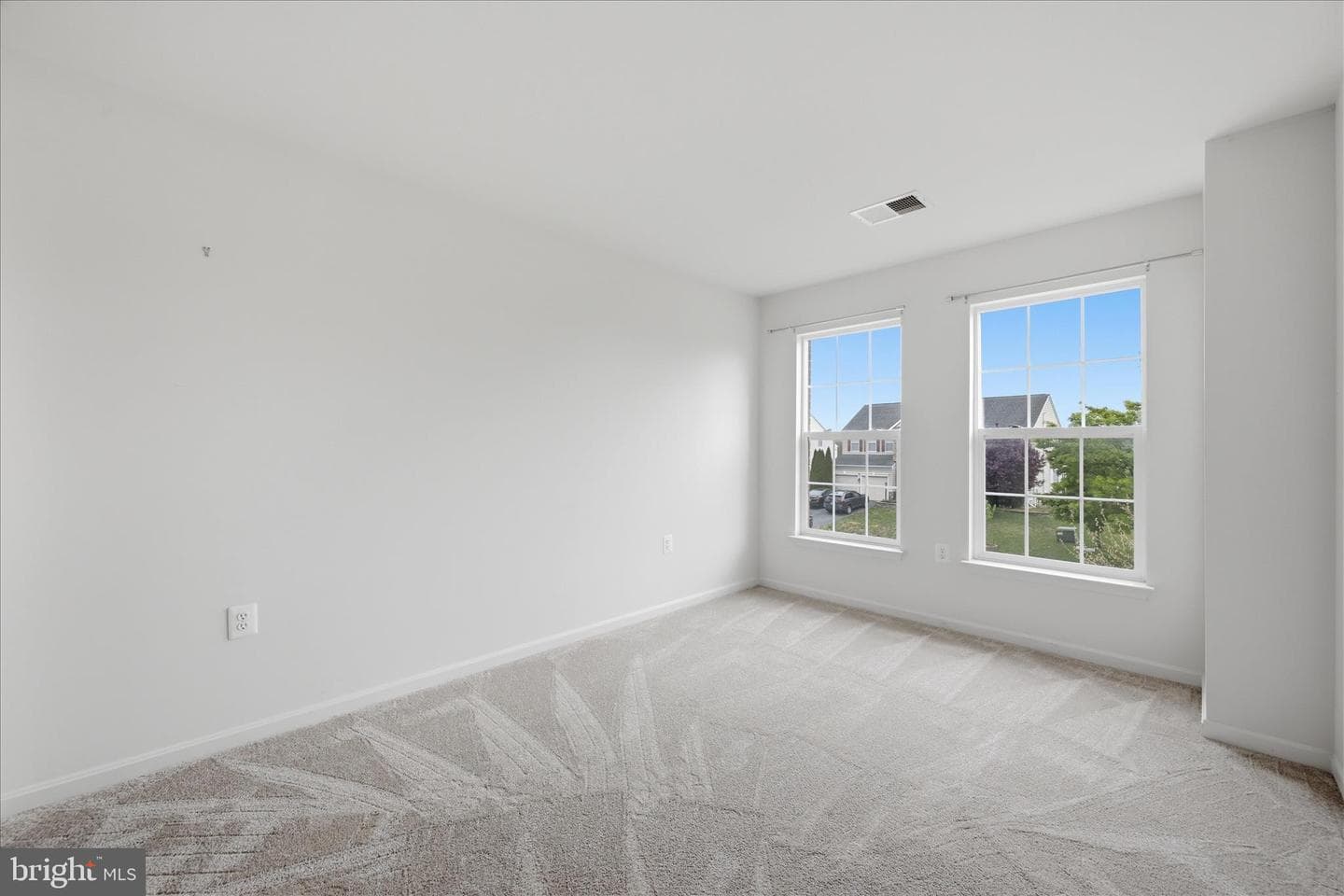 304 Morlyn Drive photo 34