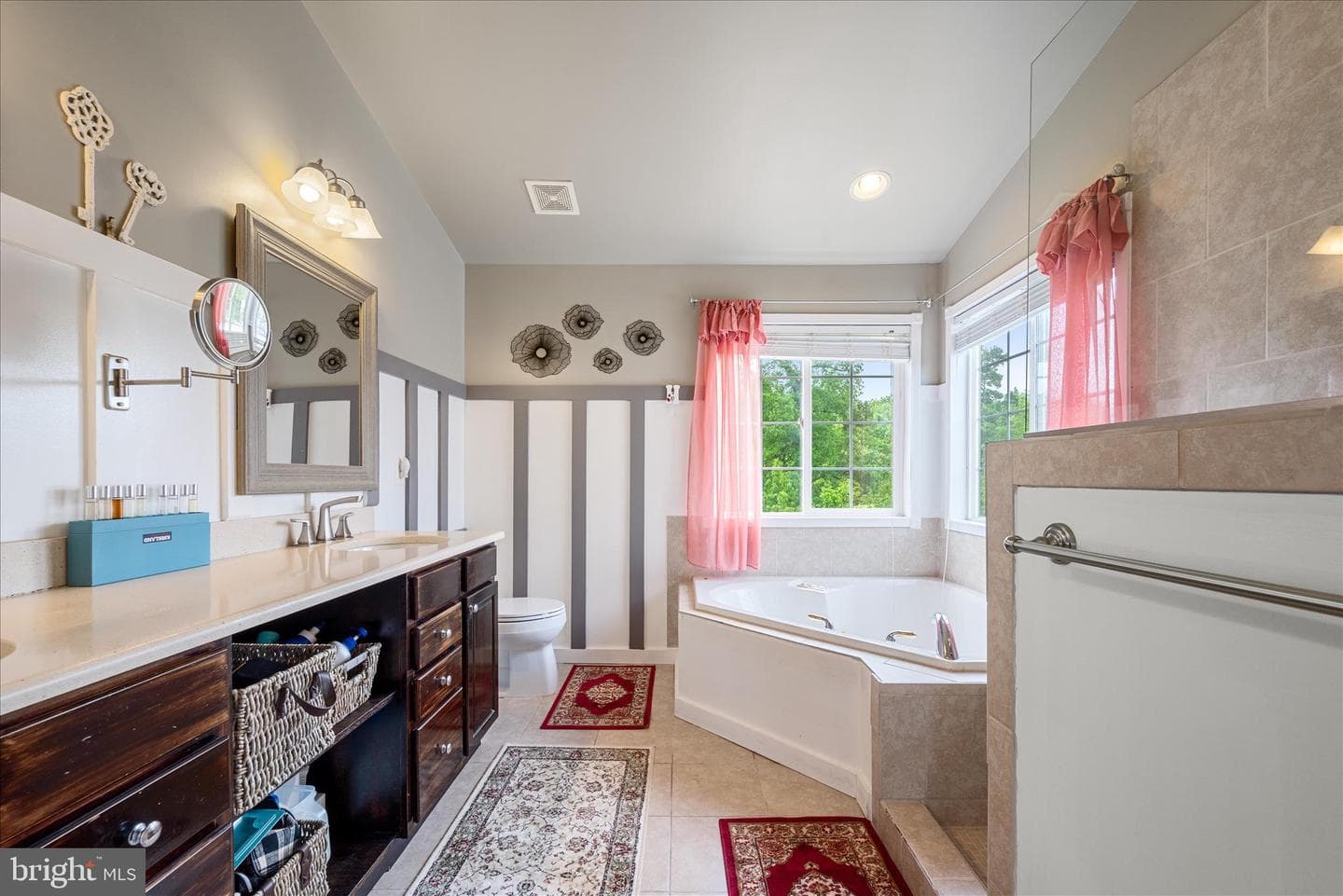 304 Morlyn Drive photo 44