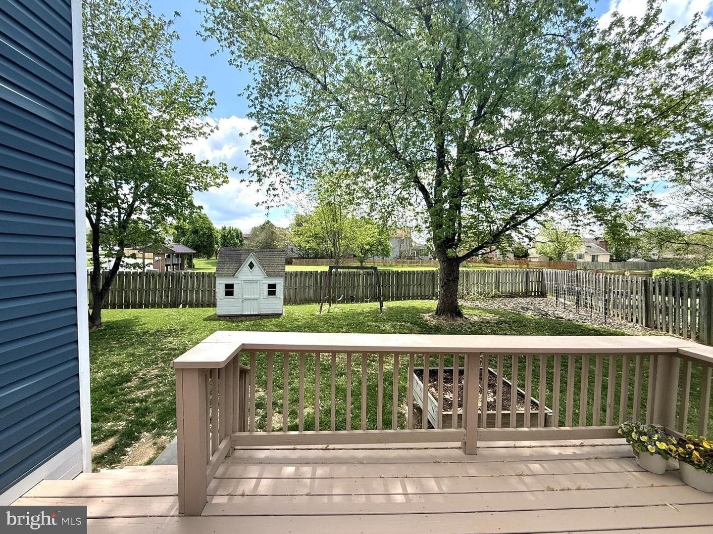 101 Southdown Circle photo 14