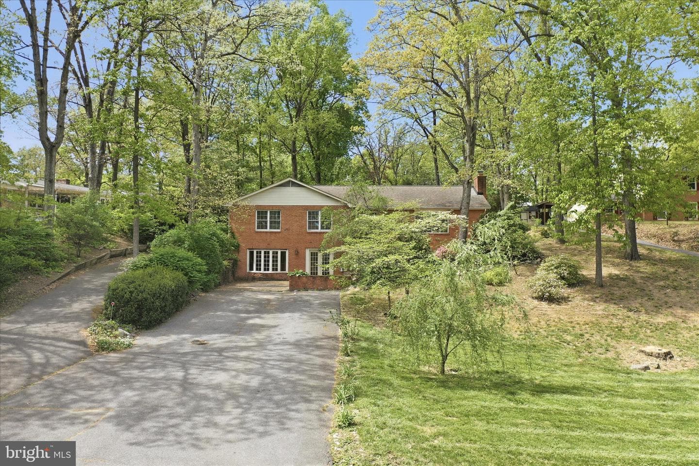 107 Oak Ridge Drive photo 4