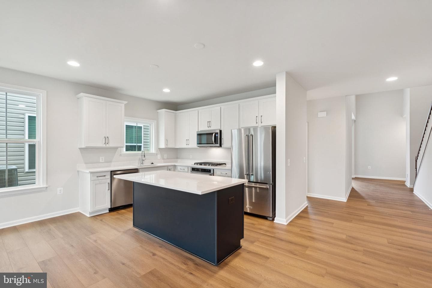 104 Zinnia Lane photo 4