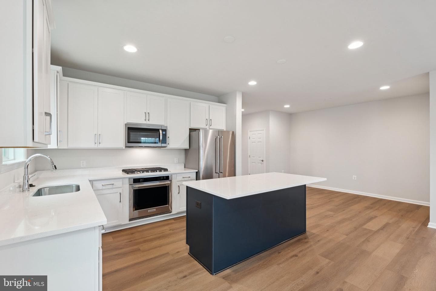 104 Zinnia Lane photo 6