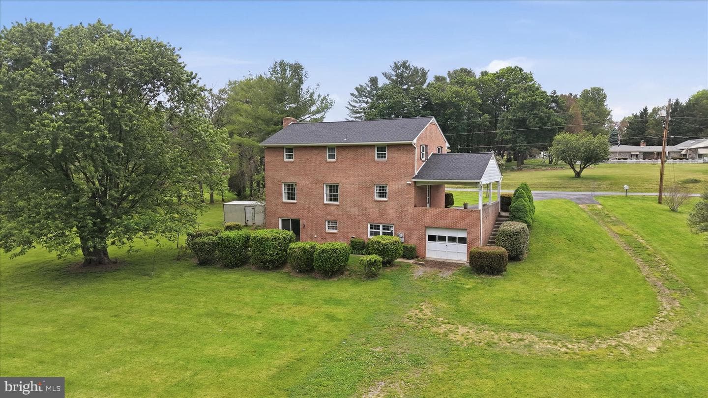 103 Cambridge Place photo 59