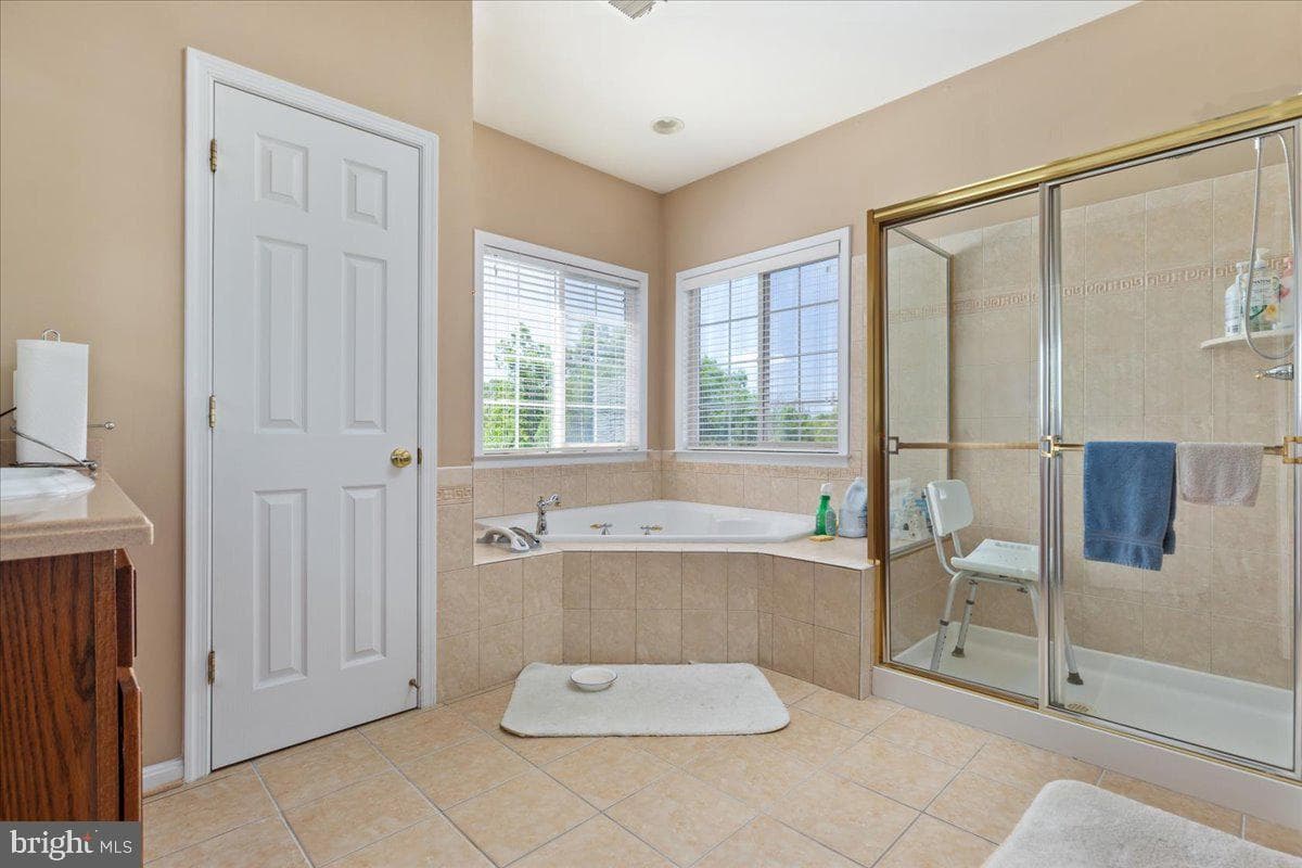 326 Morlyn Drive photo 21