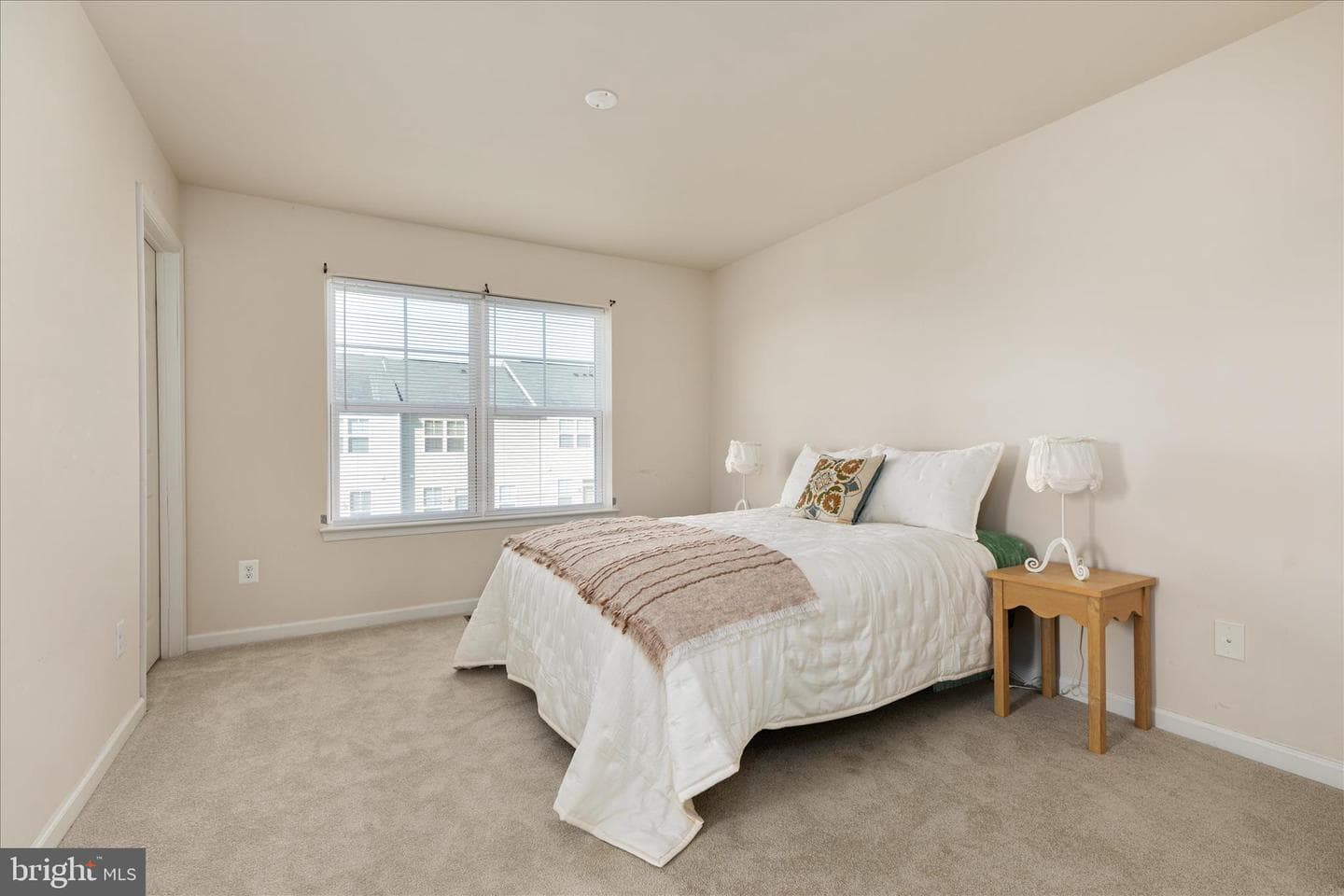 109 Splendor Garden Way photo 20