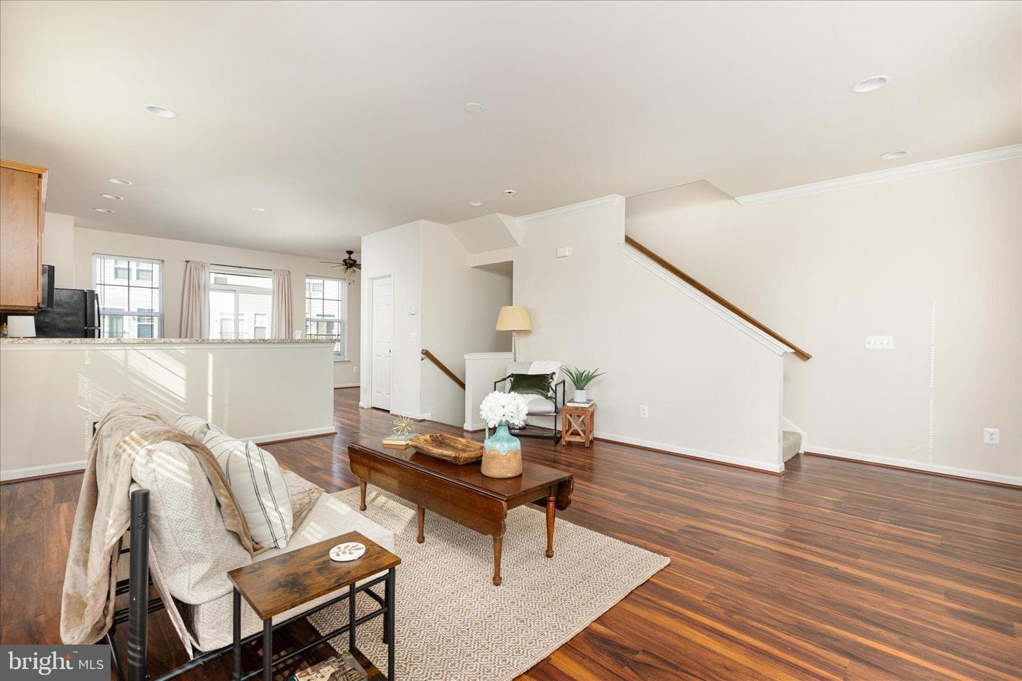 109 Splendor Garden Way photo 9