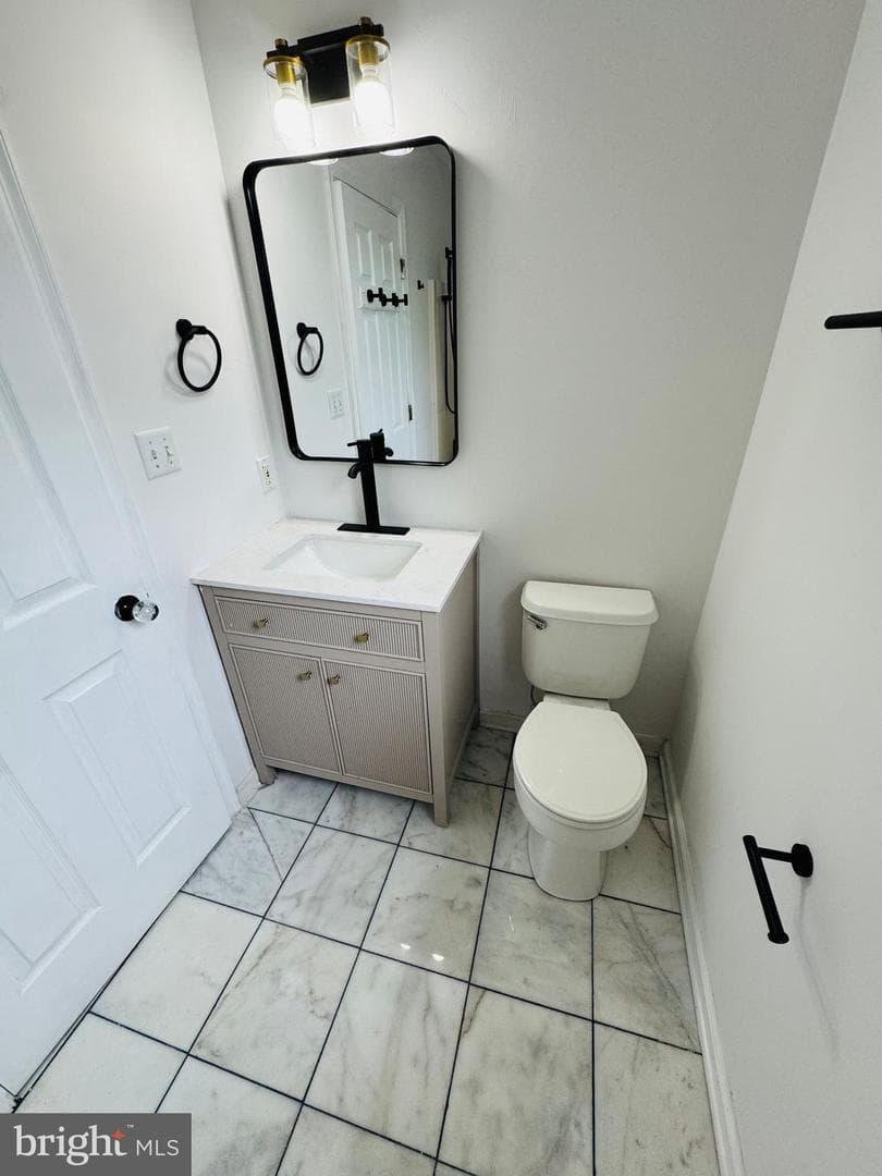 104 Fancy Court photo 31
