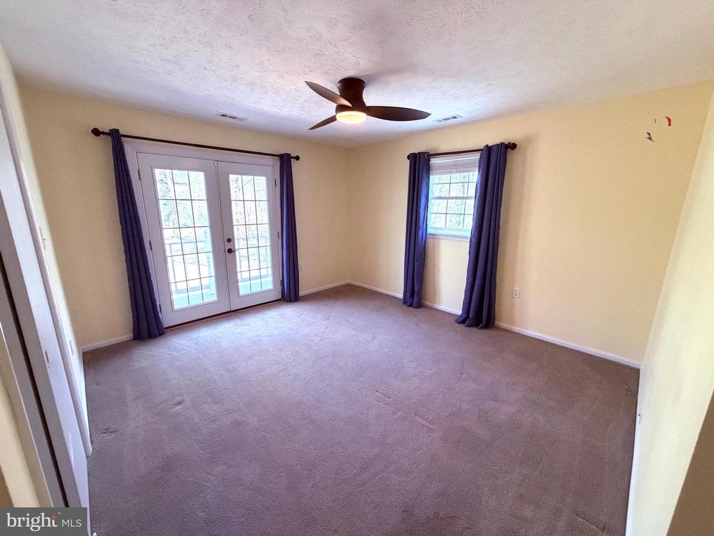 405 Spring Valley Drive photo 26