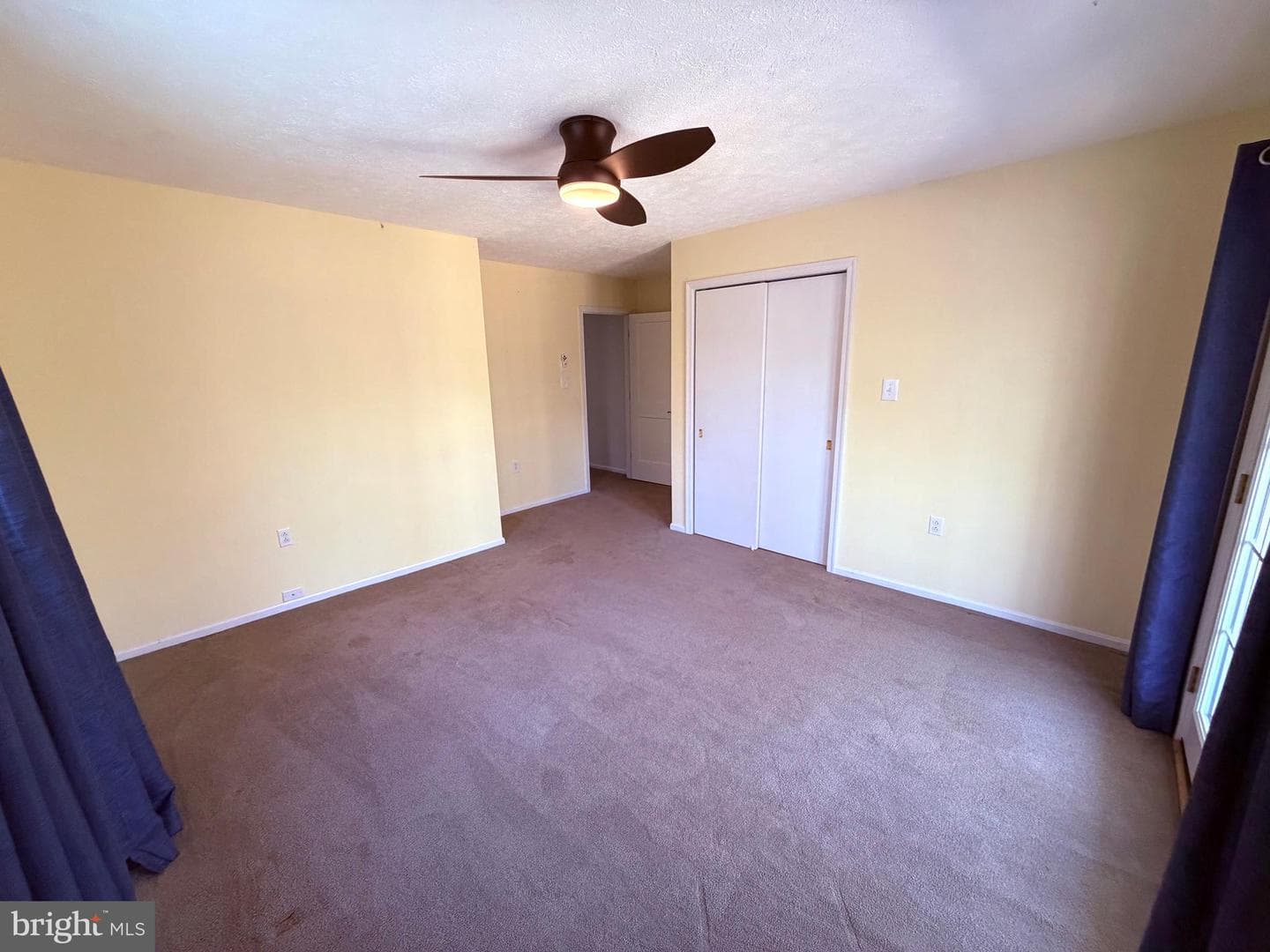 405 Spring Valley Drive photo 27