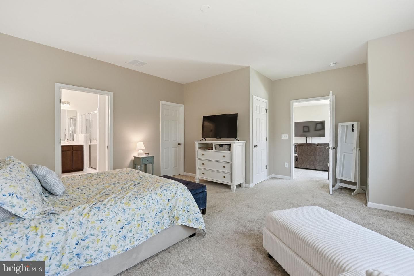 109 Goshen photo 23