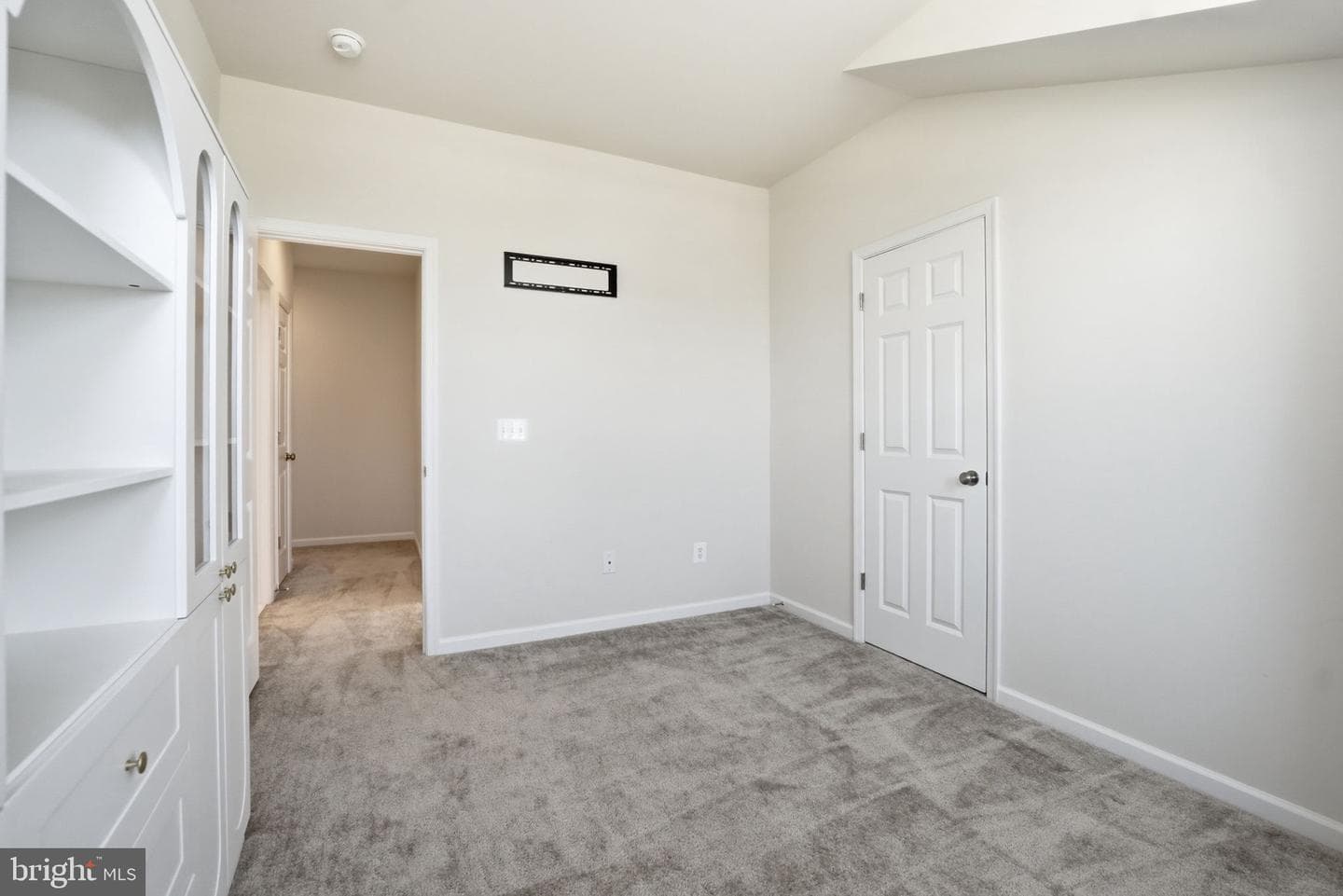 109 Goshen photo 35