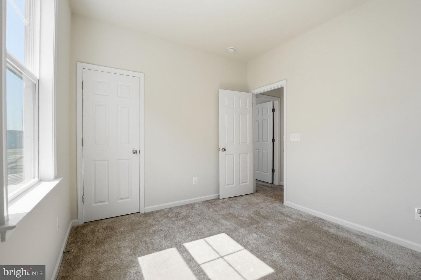 109 Goshen photo 37
