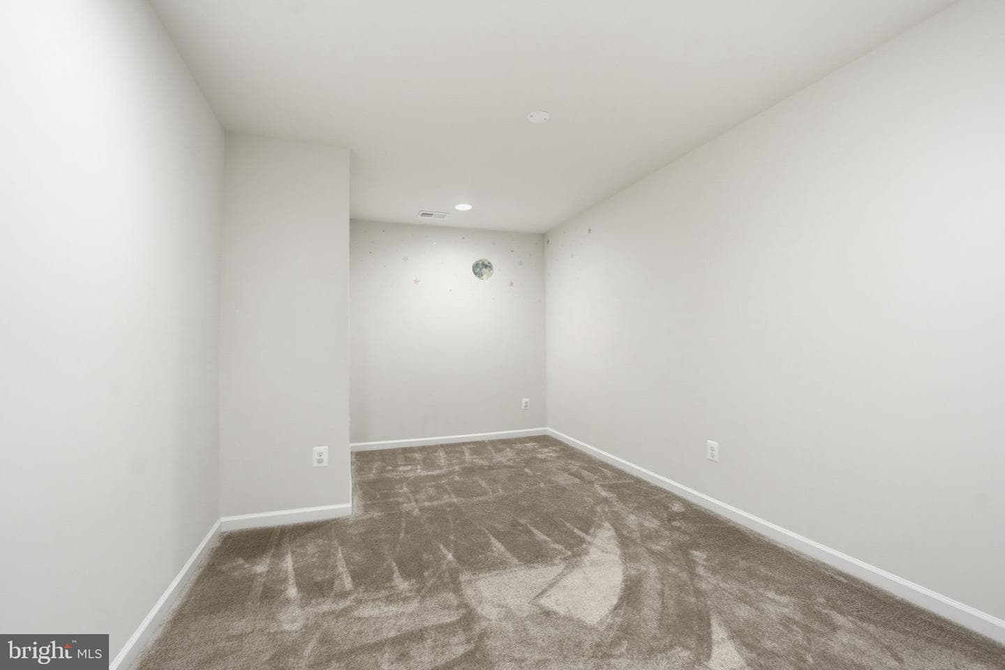 109 Goshen photo 45