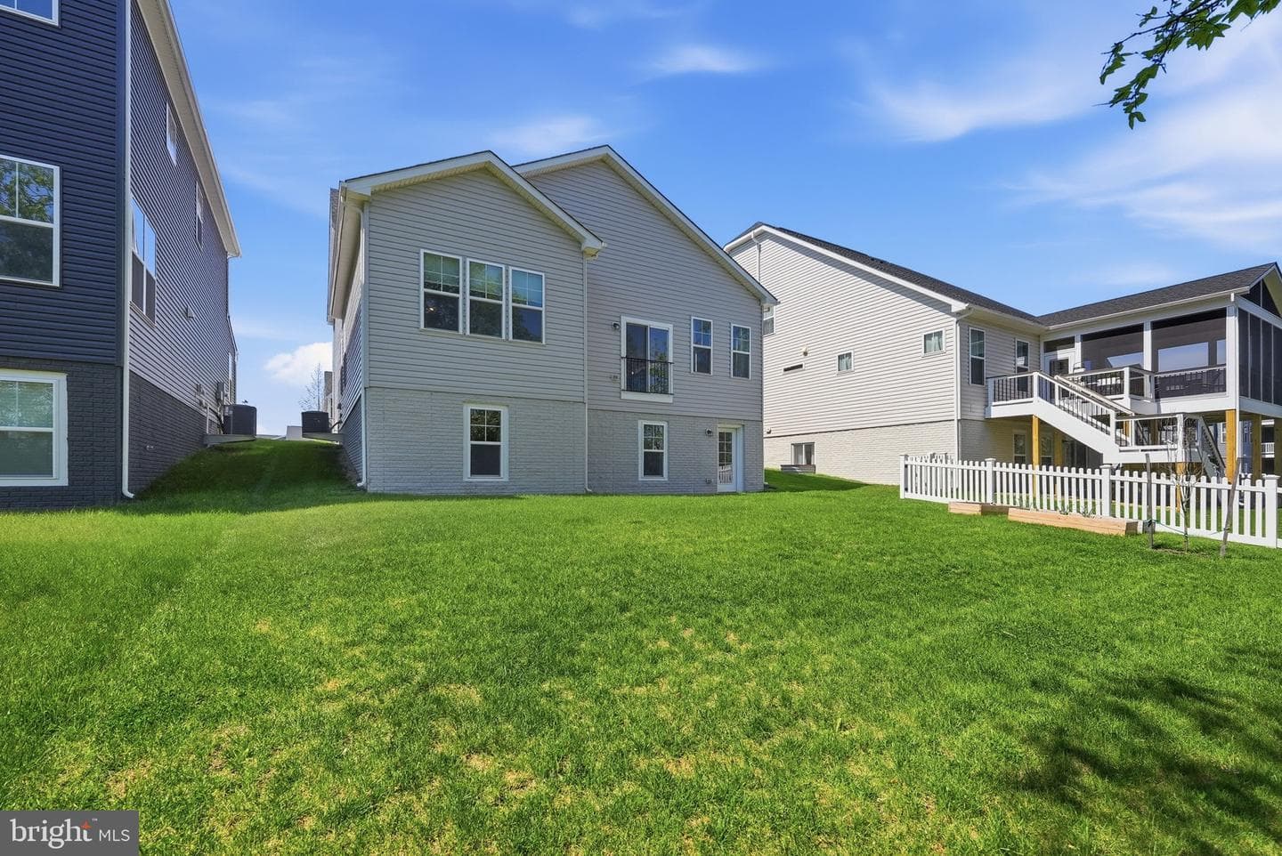 109 Goshen photo 48