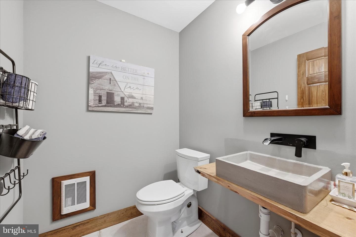 2121 S Pifer Road photo 85