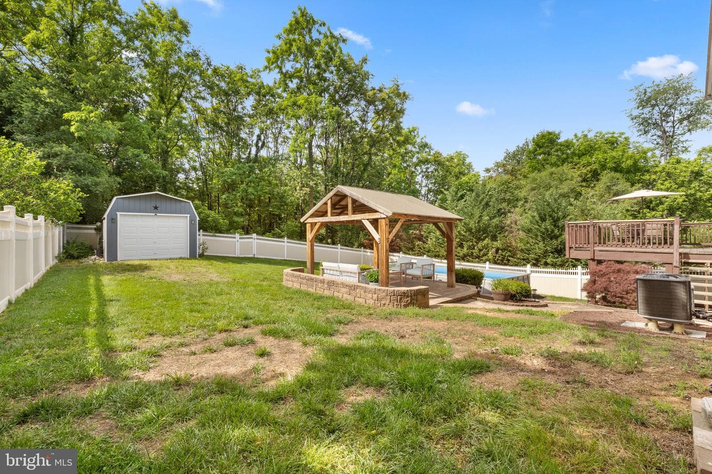 102 Fortress Drive photo 35