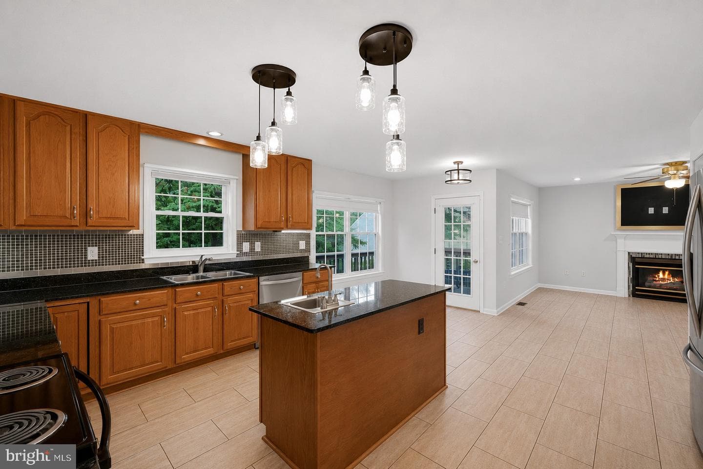 237 Asbury Road photo 3