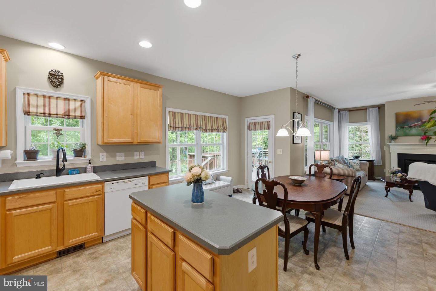 107 Sunset Circle photo 12