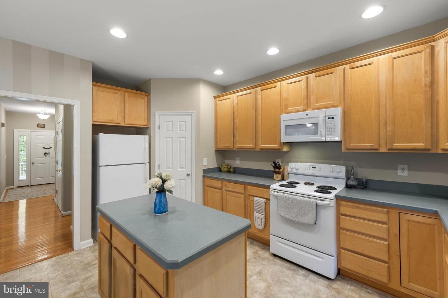 107 Sunset Circle photo 14