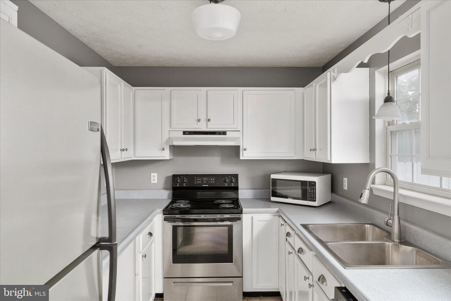 112 Chatham Square photo 10