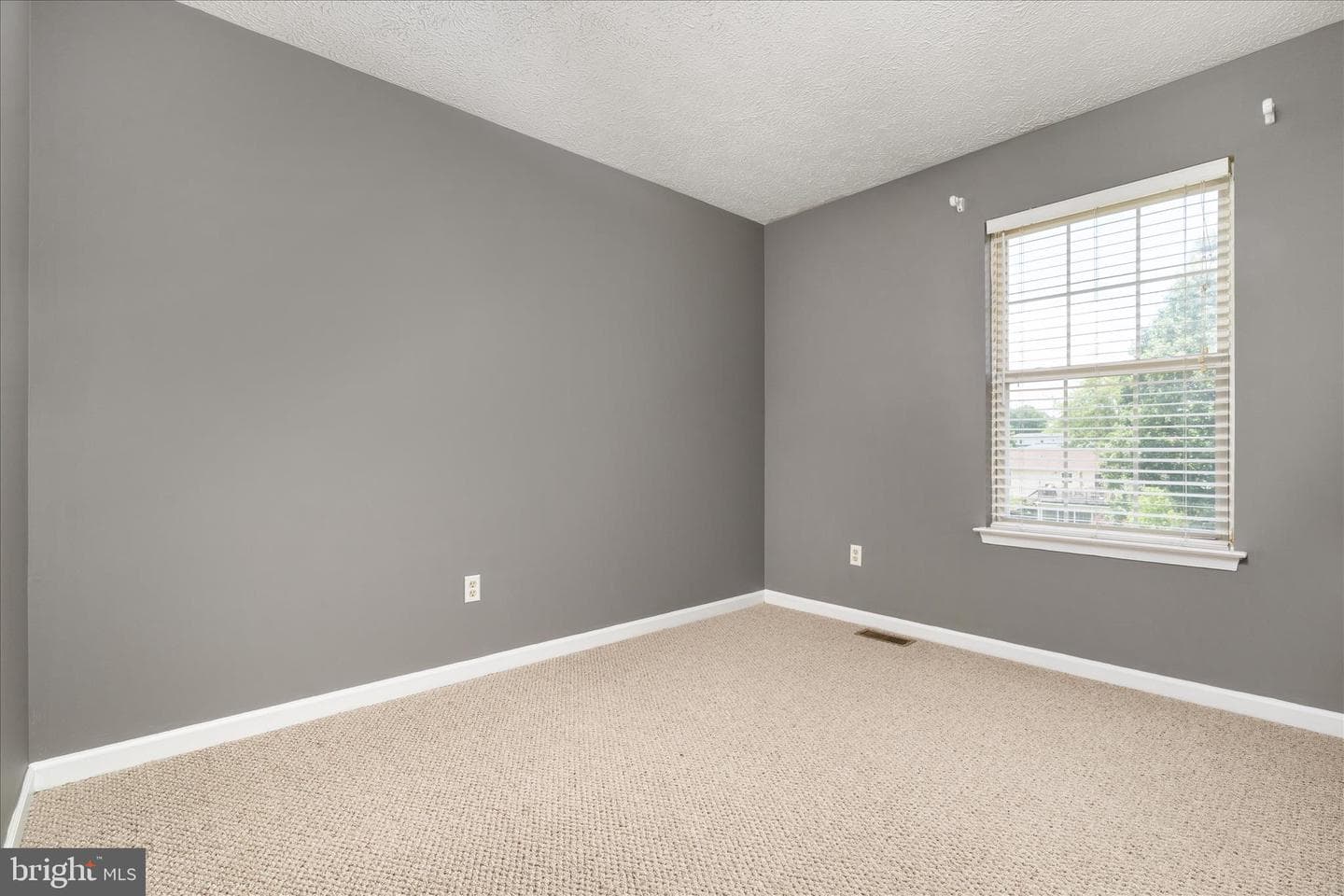 112 Chatham Square photo 15