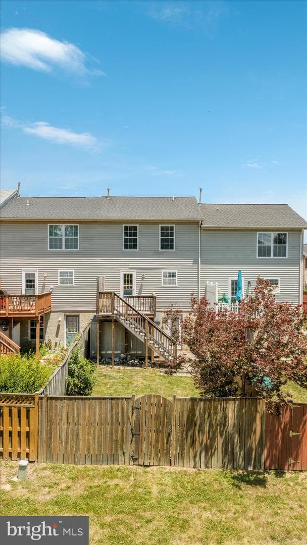 112 Chatham Square photo 46