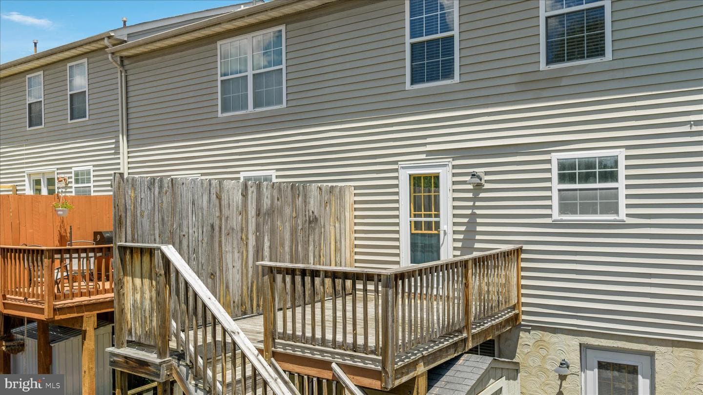 112 Chatham Square photo 47