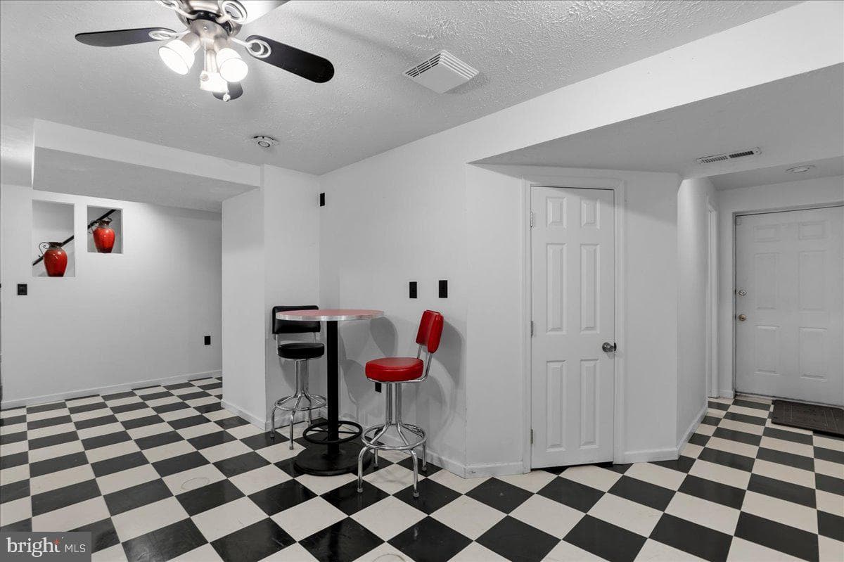107 Dinwiddie Court photo 30