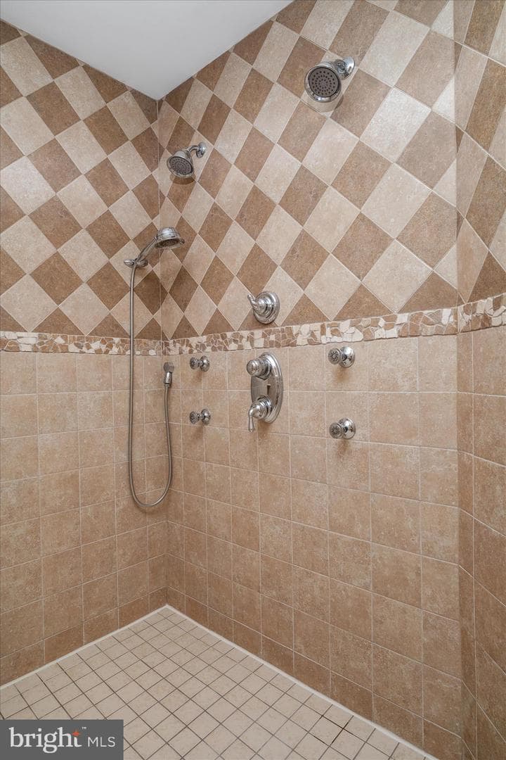 106 Doolin Avenue photo 31