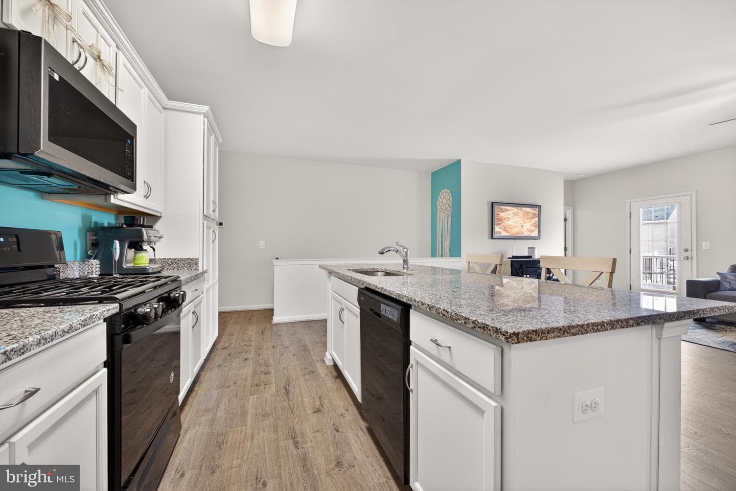227 Parkland Drive photo 13
