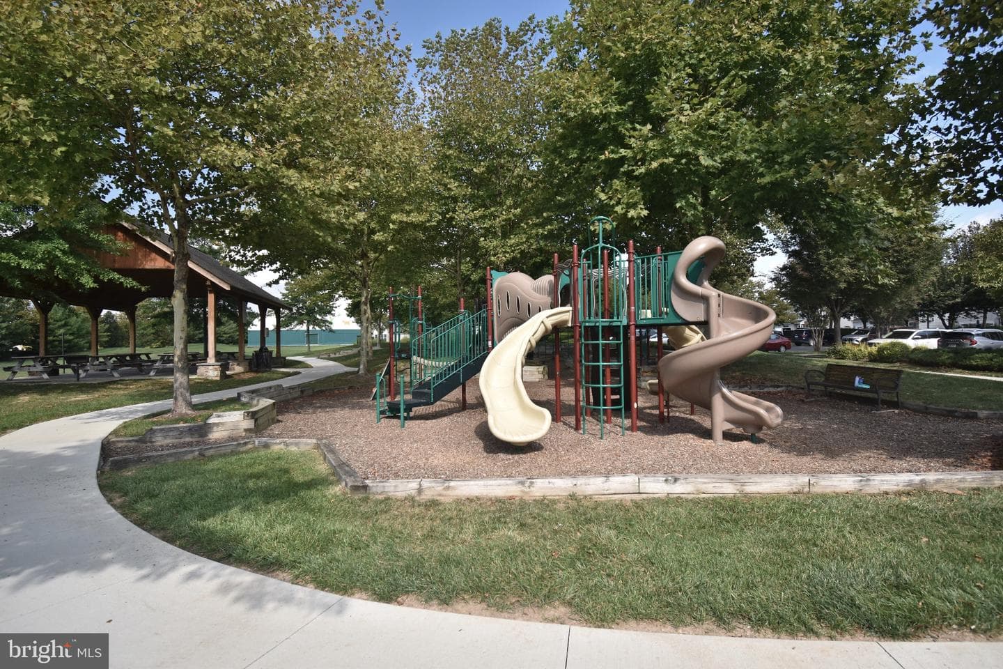 227 Parkland Drive photo 43
