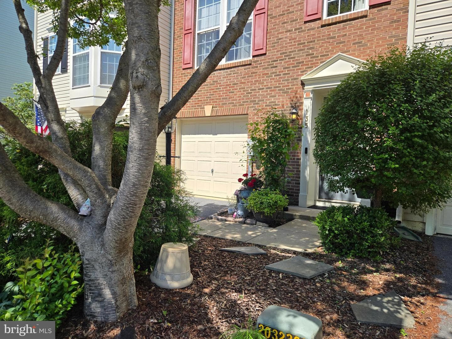 135 Pittman Court photo 3